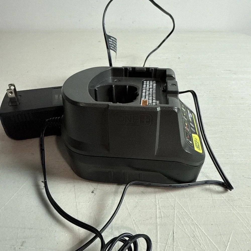 Ryobi P118B 18V ONE+ 18-Volt ONE+ Lithium-Ion Battery Charger EUC